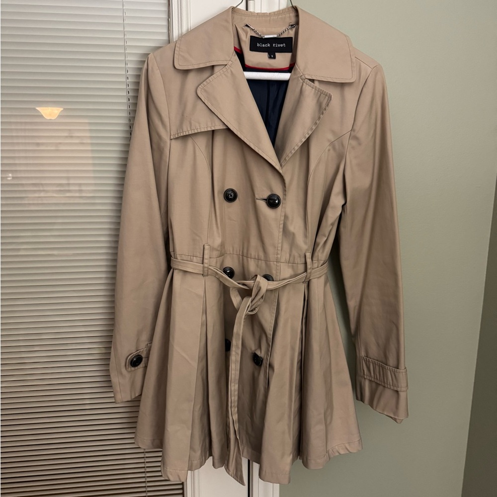 Black Rivet Beige Trench Coat